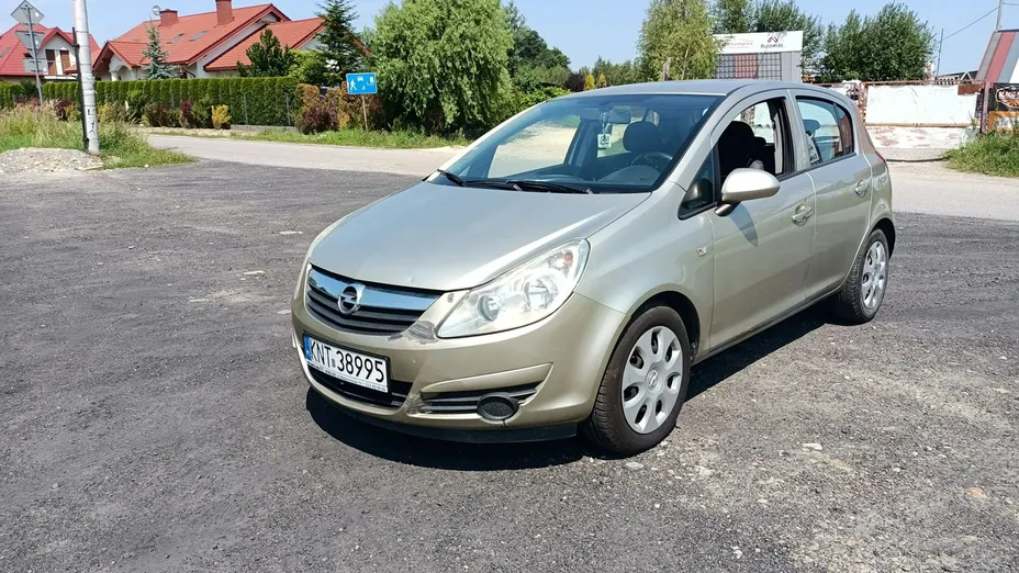 OPEL Corsa -
