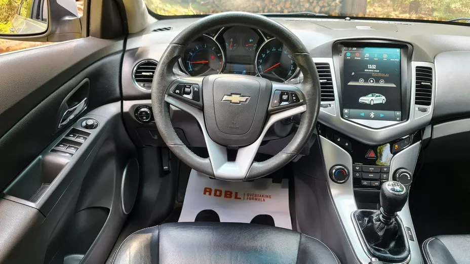 CHEVROLET Cruze -