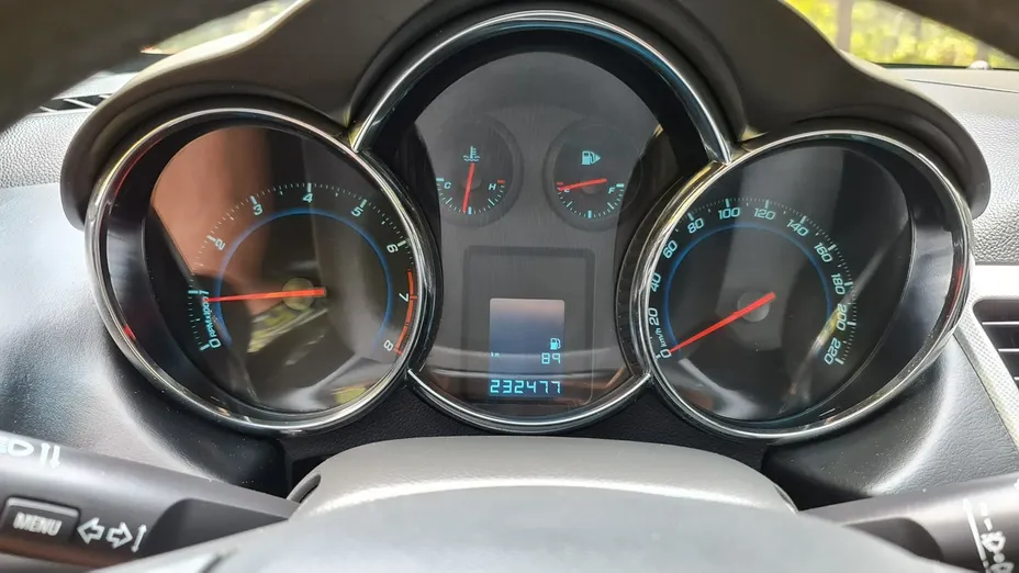 CHEVROLET Cruze -