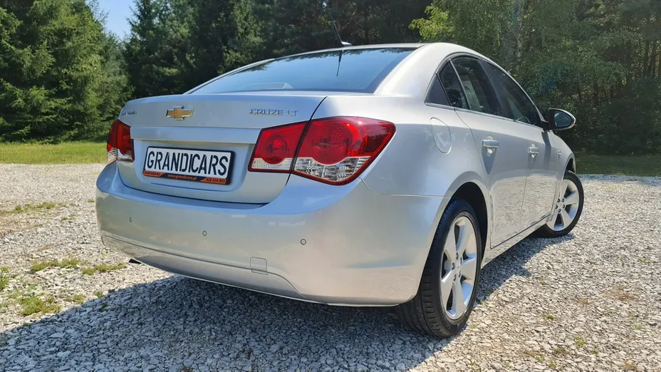 CHEVROLET Cruze -