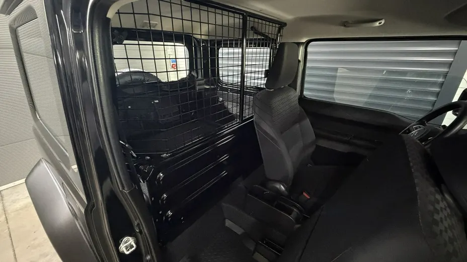 SUZUKI Jimny -