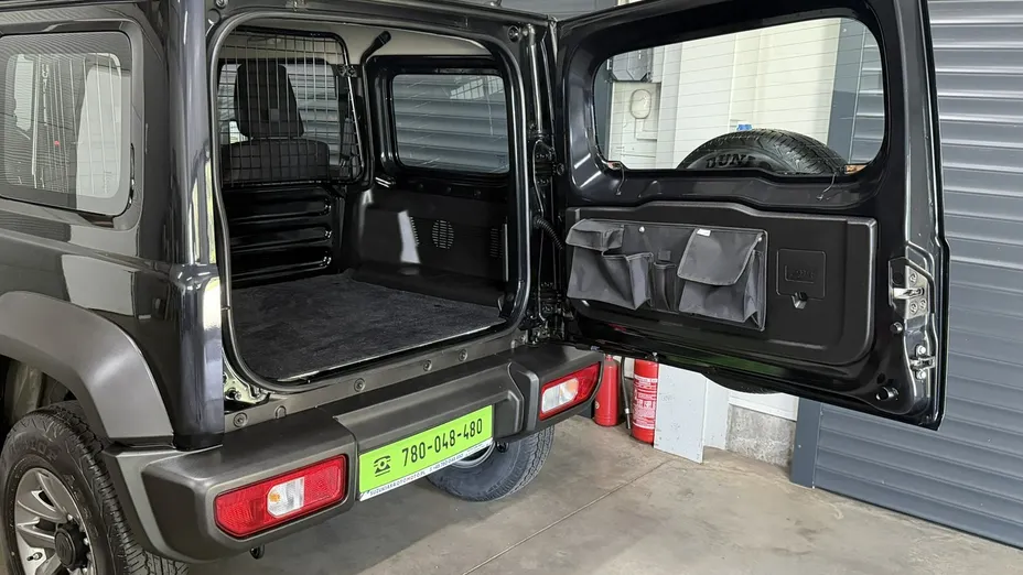 SUZUKI Jimny -