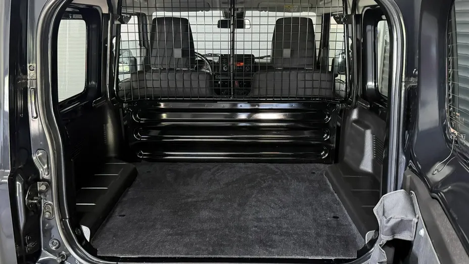 SUZUKI Jimny -