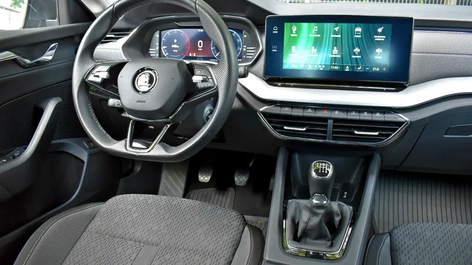 SKODA Octavia -
