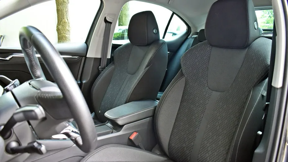 SKODA Octavia -