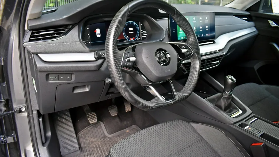 SKODA Octavia -