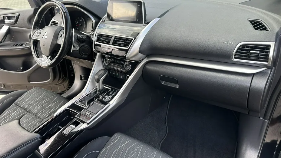 MITSUBISHI Eclipse Cross -