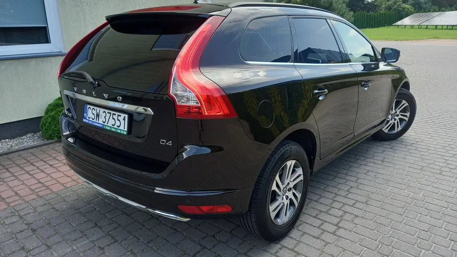 VOLVO XC60 -
