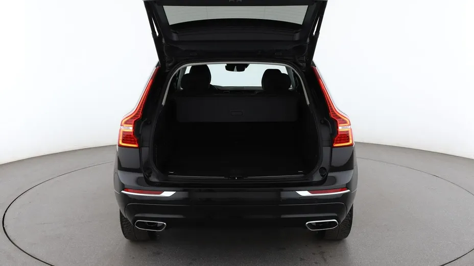 VOLVO XC60 -