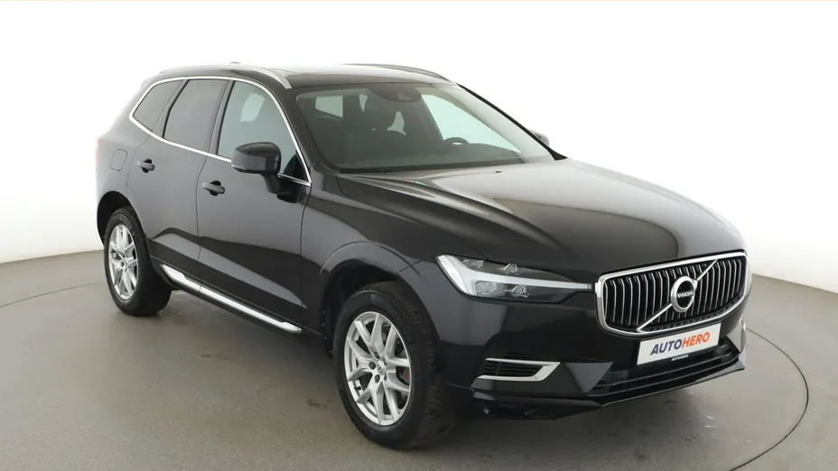 VOLVO XC60 -