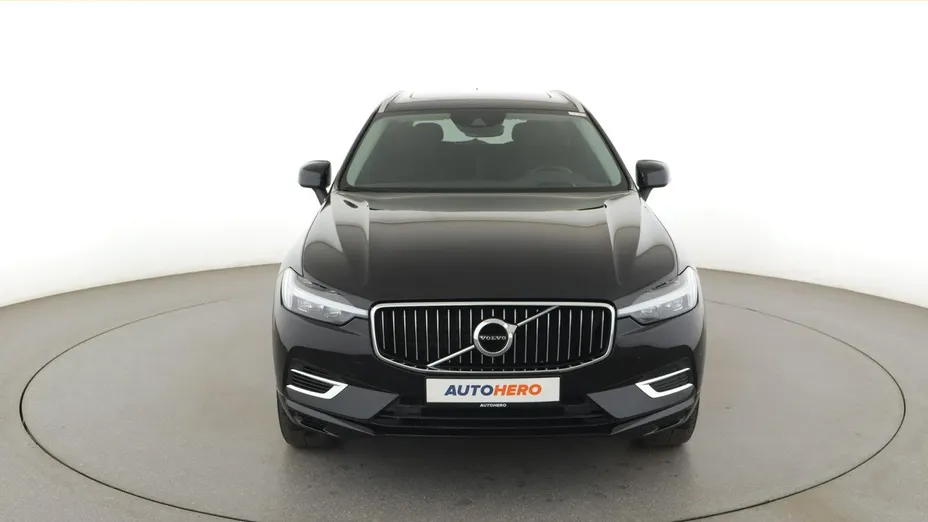 VOLVO XC60 -