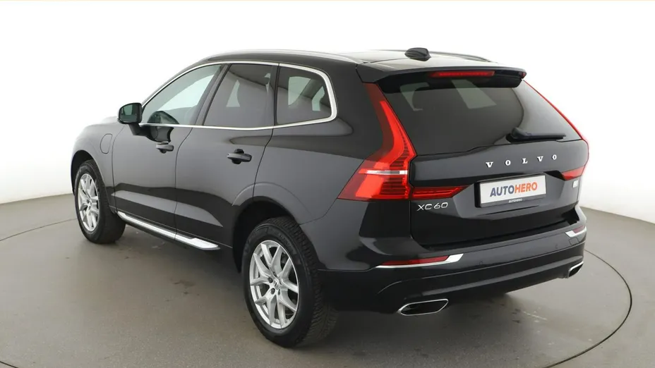 VOLVO XC60 -