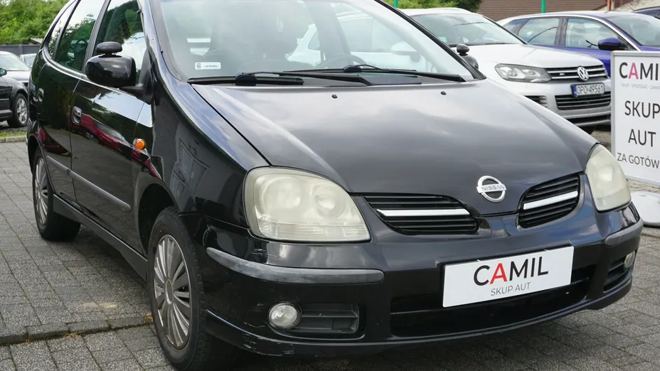 NISSAN Almera Tino -