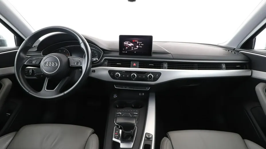 AUDI A4 -