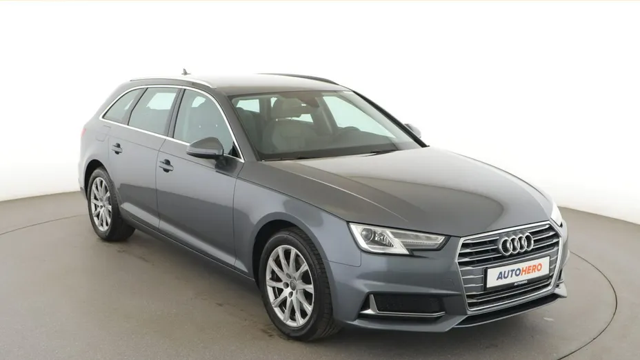 AUDI A4 -
