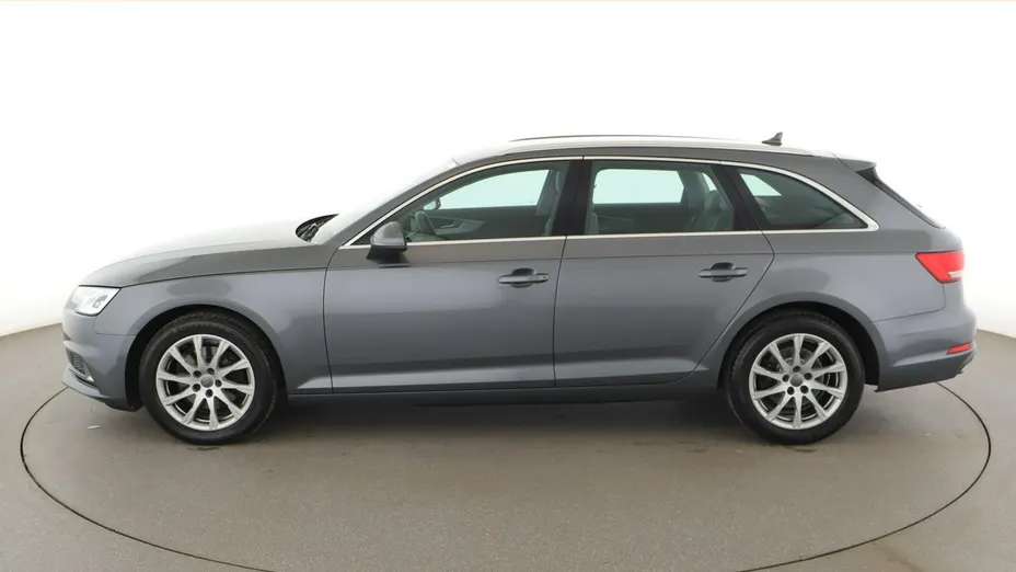 AUDI A4 -