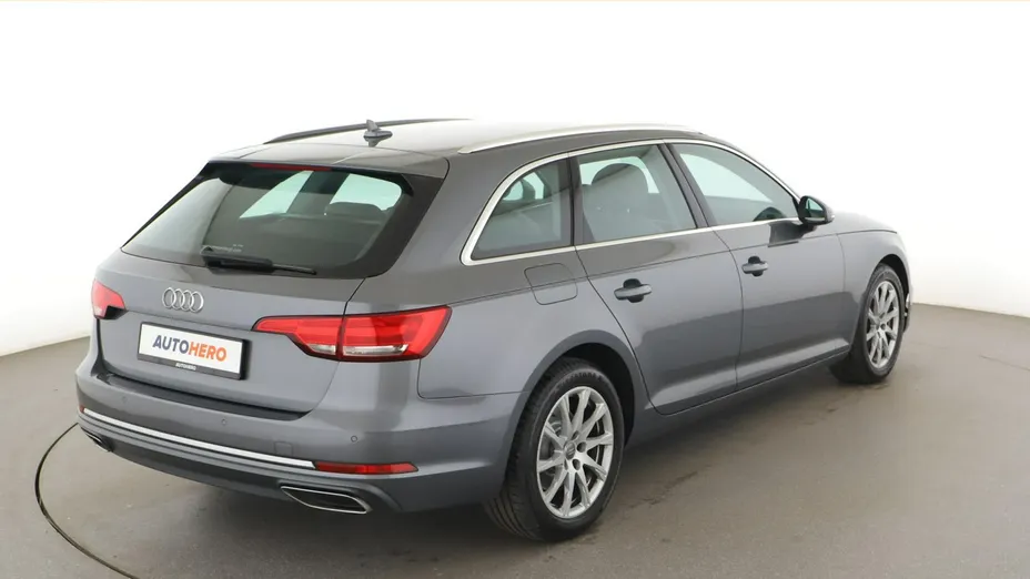 AUDI A4 -