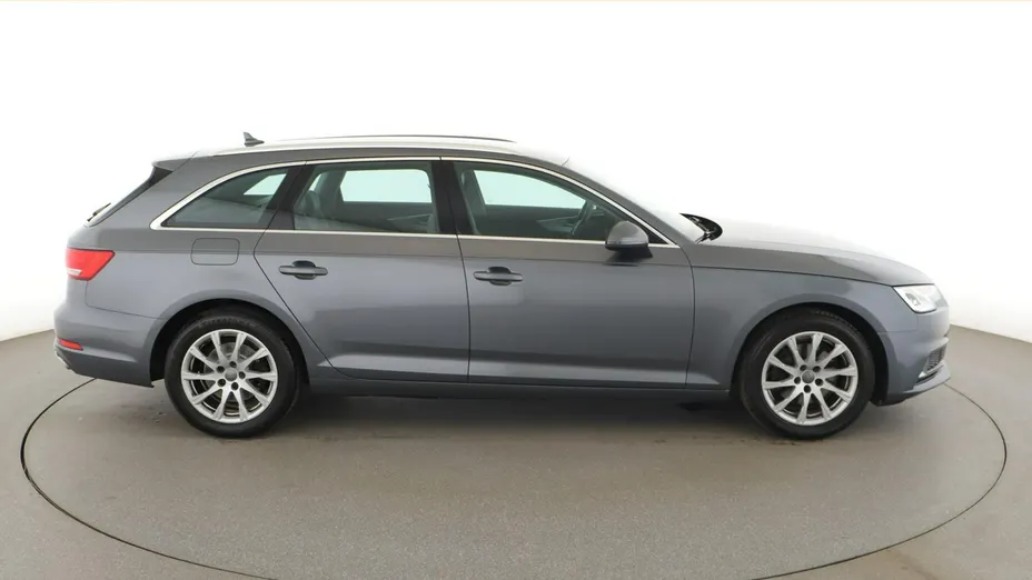 AUDI A4 -