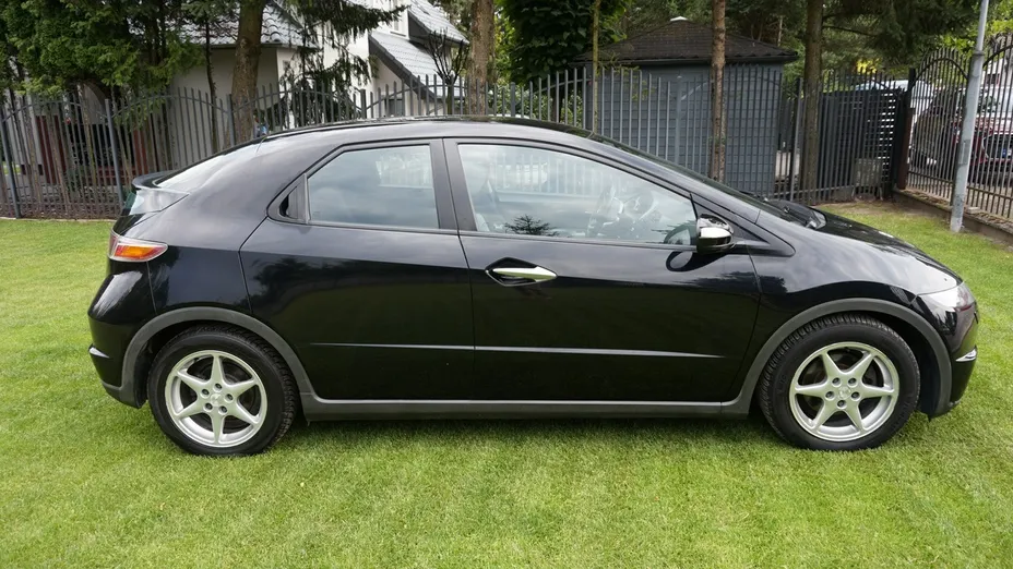HONDA Civic -