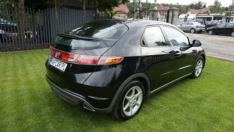HONDA Civic -