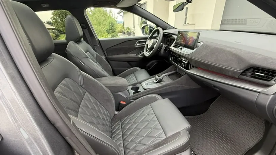 NISSAN Qashqai -