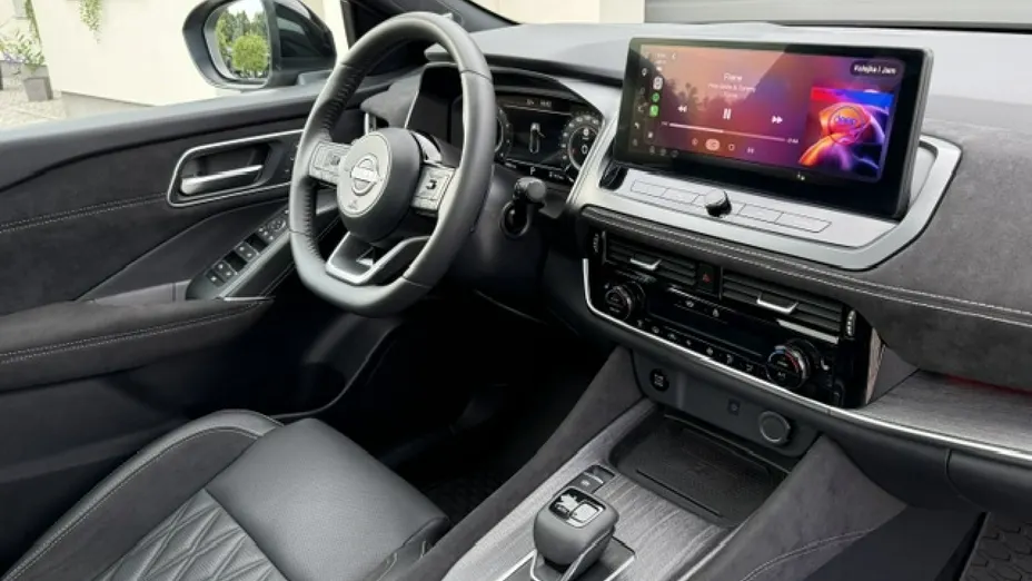 NISSAN Qashqai -