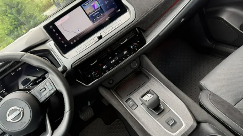 NISSAN Qashqai -