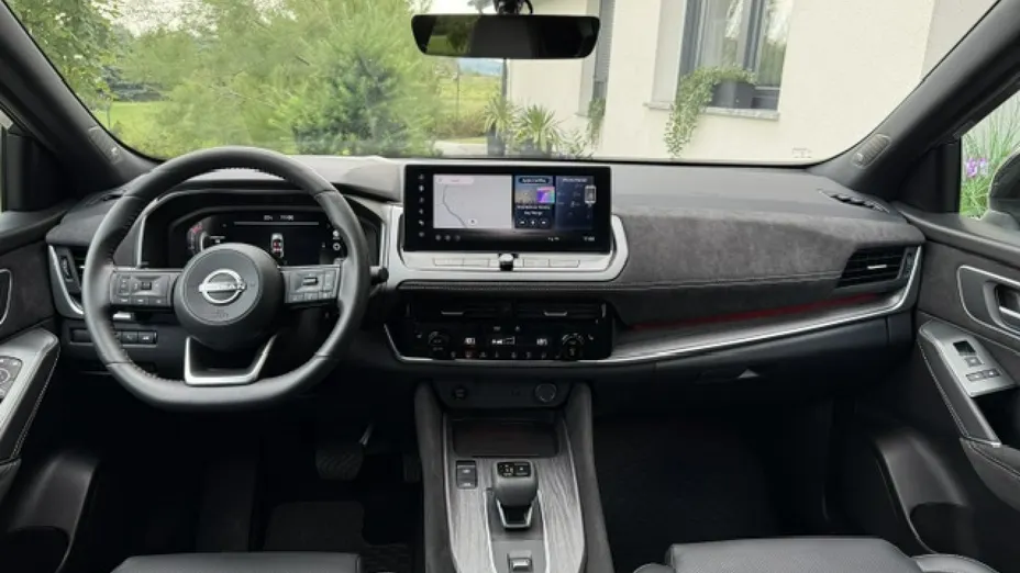 NISSAN Qashqai -