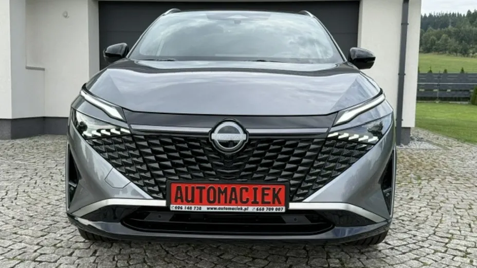 NISSAN Qashqai -