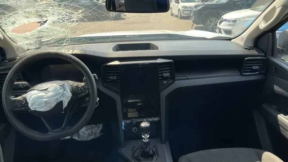 VOLKSWAGEN Amarok -
