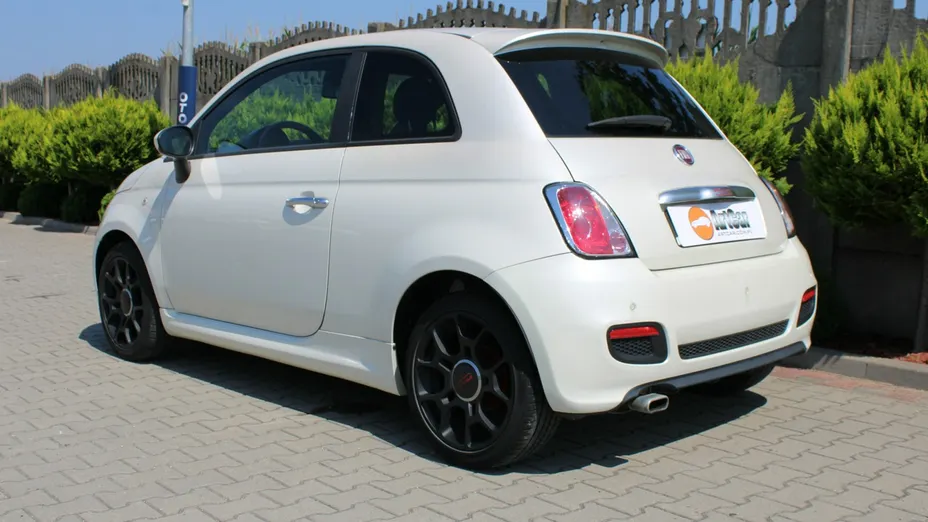 FIAT 500 -