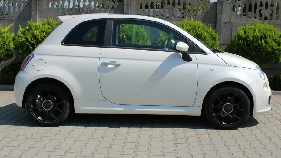 FIAT 500 -