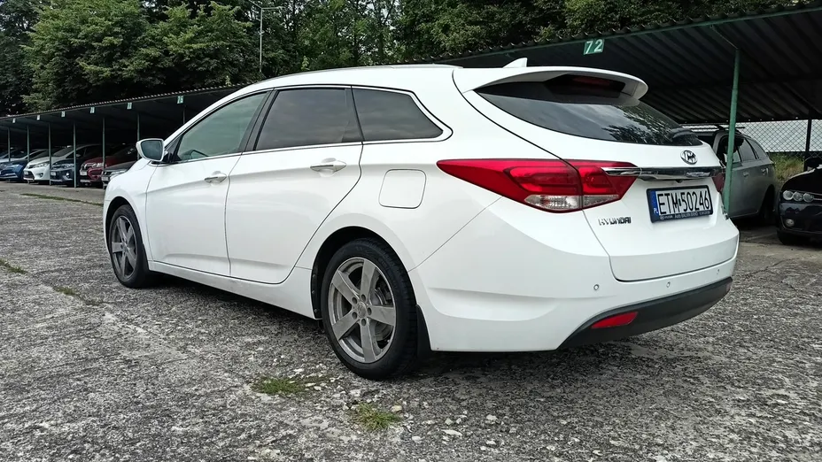 HYUNDAI i40 -