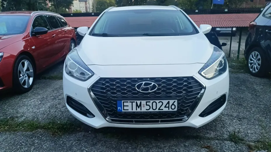 HYUNDAI i40 -