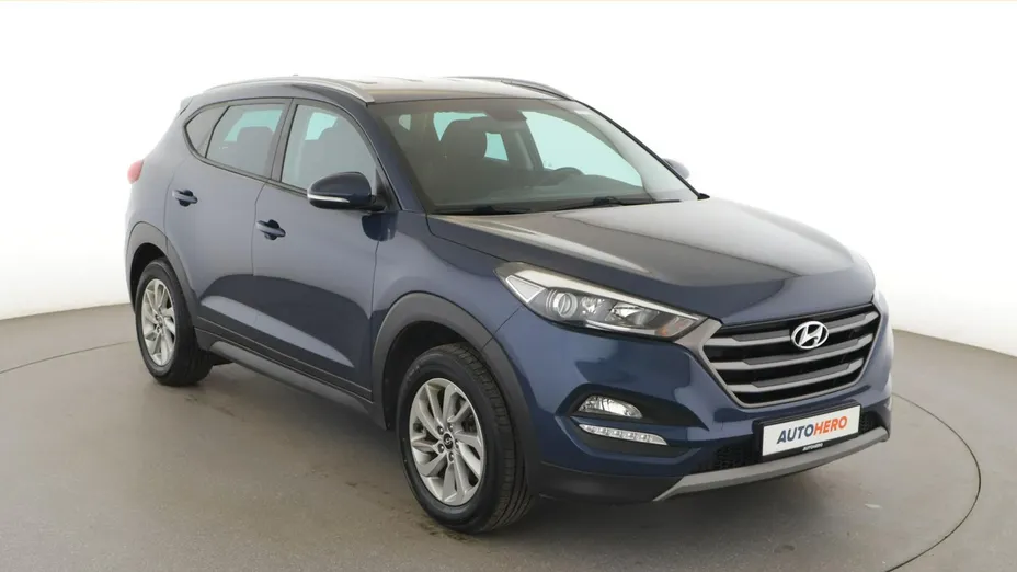 HYUNDAI Tucson -