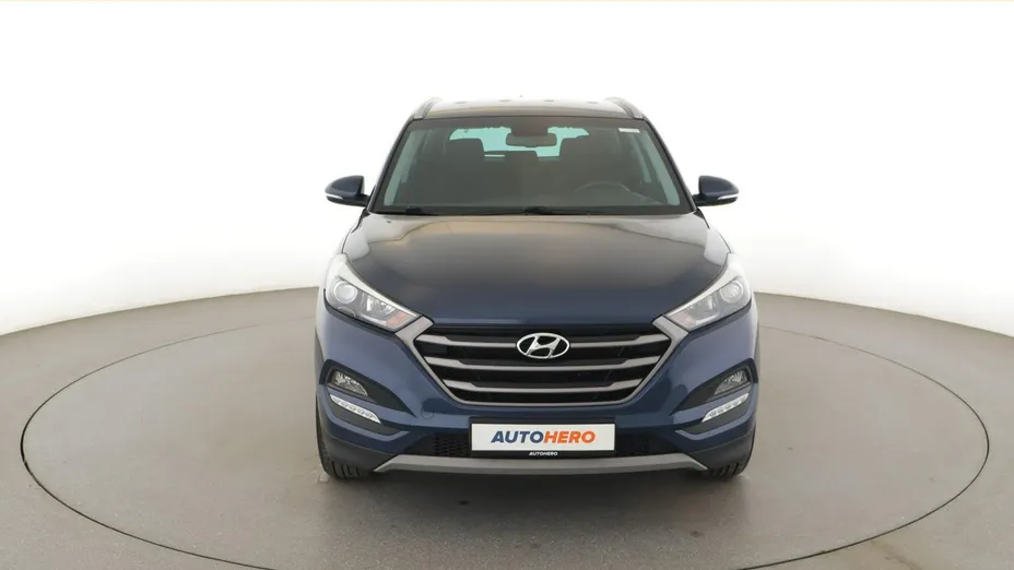 HYUNDAI Tucson -