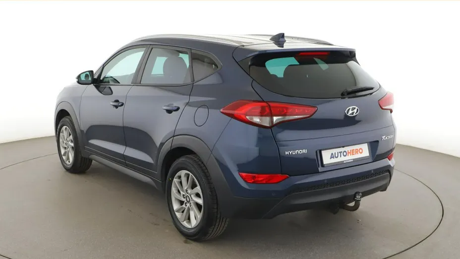 HYUNDAI Tucson -