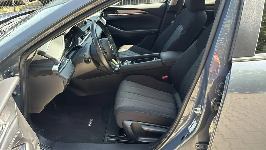 MAZDA 6 -