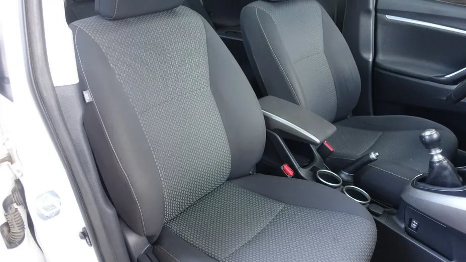 TOYOTA Verso -