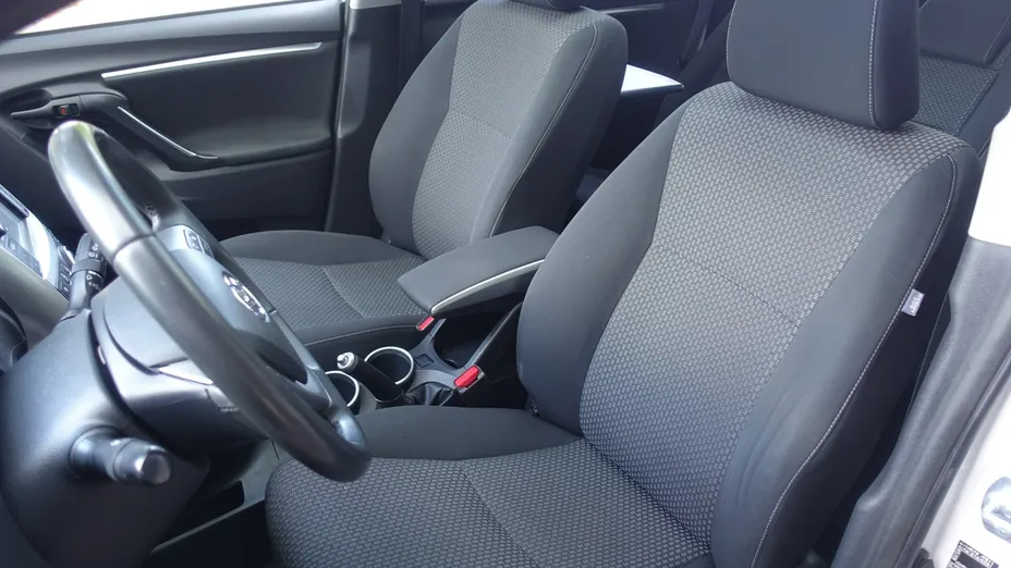 TOYOTA Verso -