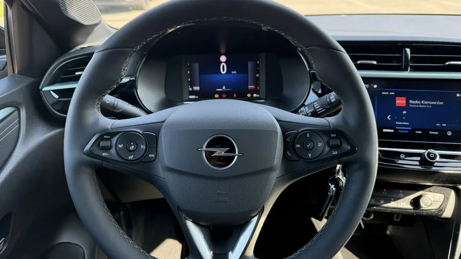 OPEL Corsa -