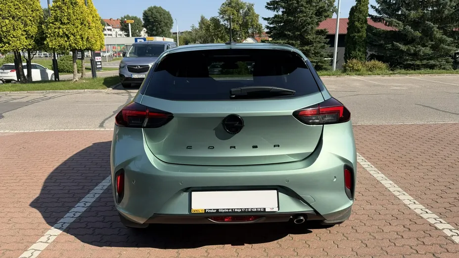 OPEL Corsa -