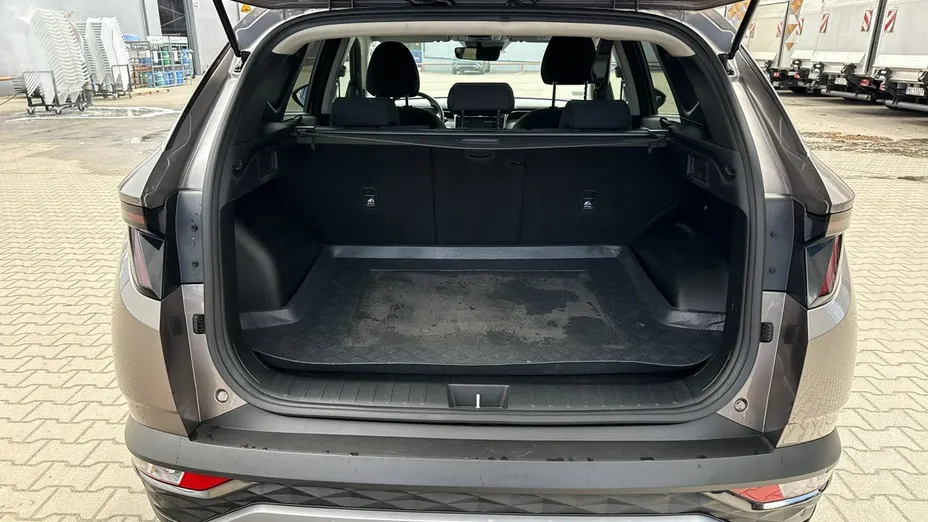 HYUNDAI Tucson -