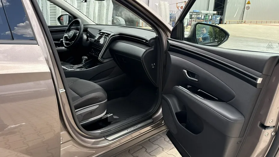 HYUNDAI Tucson -