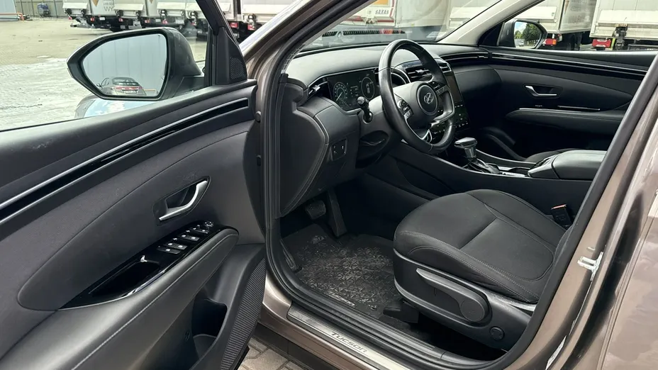 HYUNDAI Tucson -