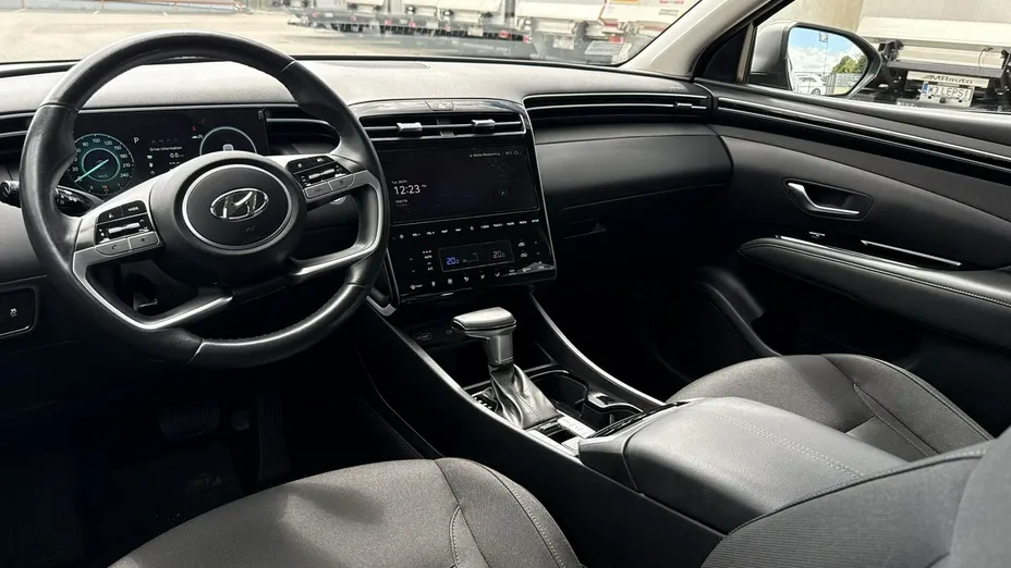 HYUNDAI Tucson -