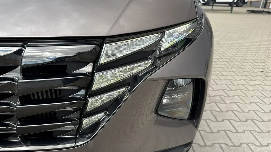 HYUNDAI Tucson -