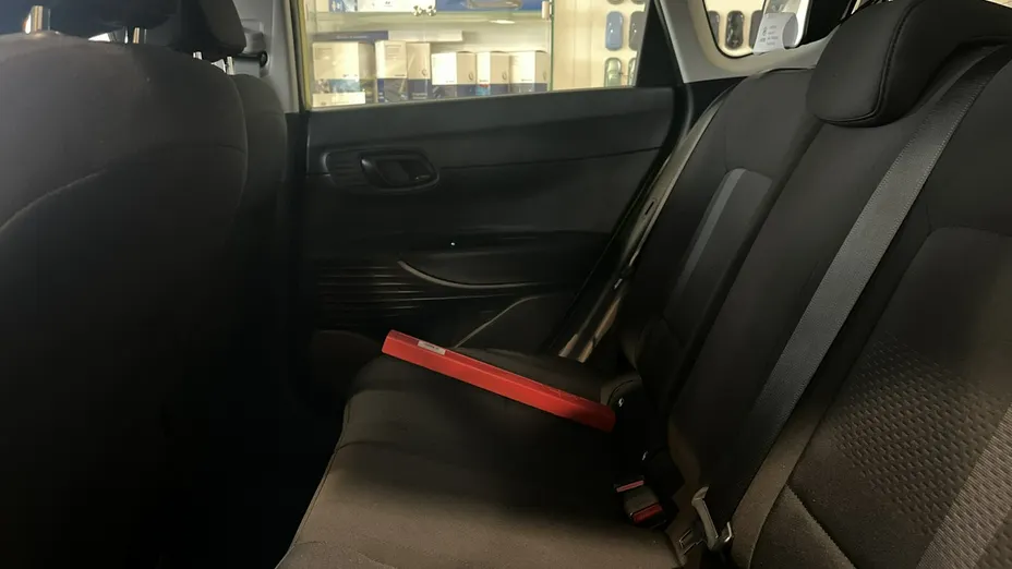 HYUNDAI i20 -