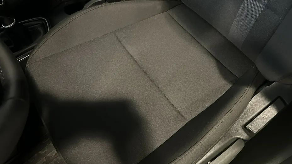 HYUNDAI i20 -