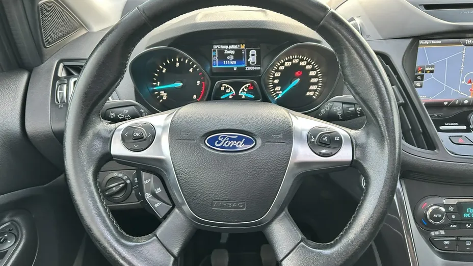 FORD Kuga -
